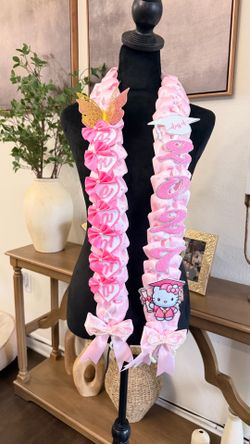 Graduation lei