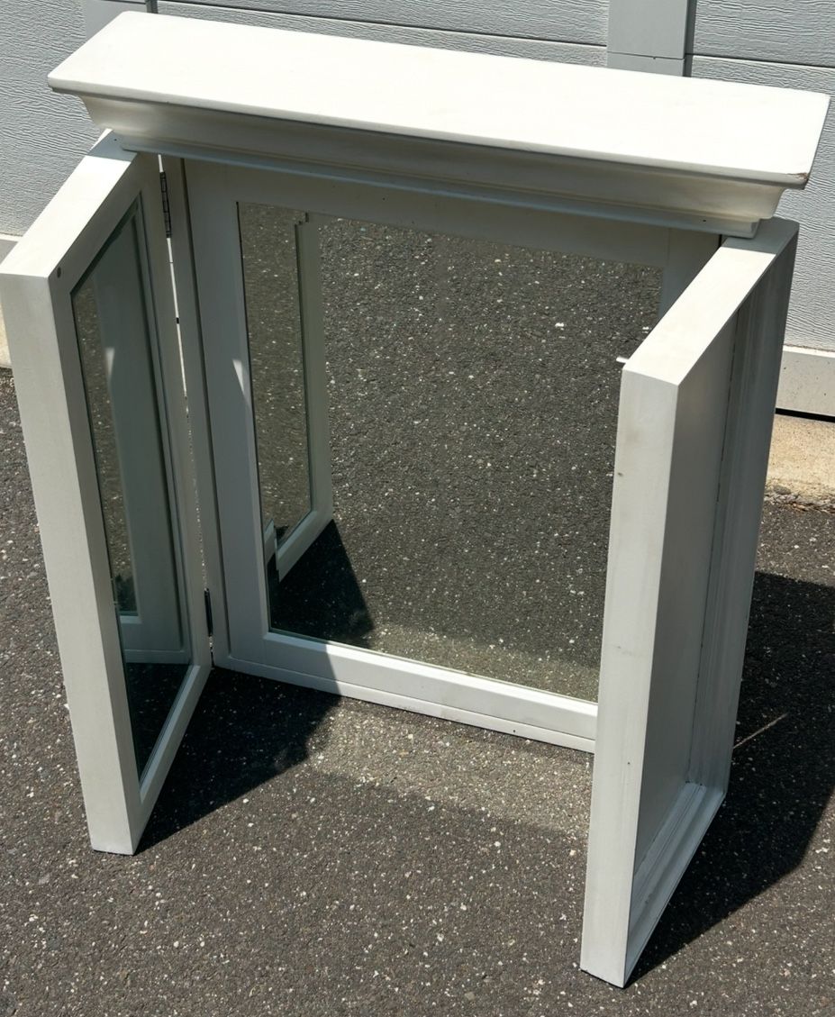 High End Vanity Bathroom Mirror And Storage 