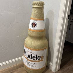 Large Modelo Bottle