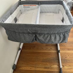 Simmons Twin Bassinet