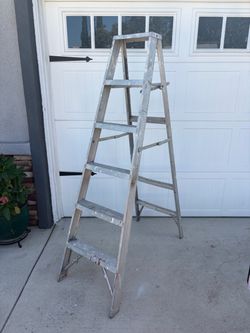 Ladder aluminum 6 feet