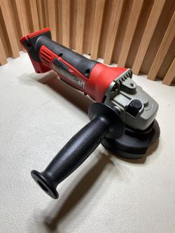 Milwaukee M18 4-1/2” Cordless Angle Grinder 2680-20 – Tool Only