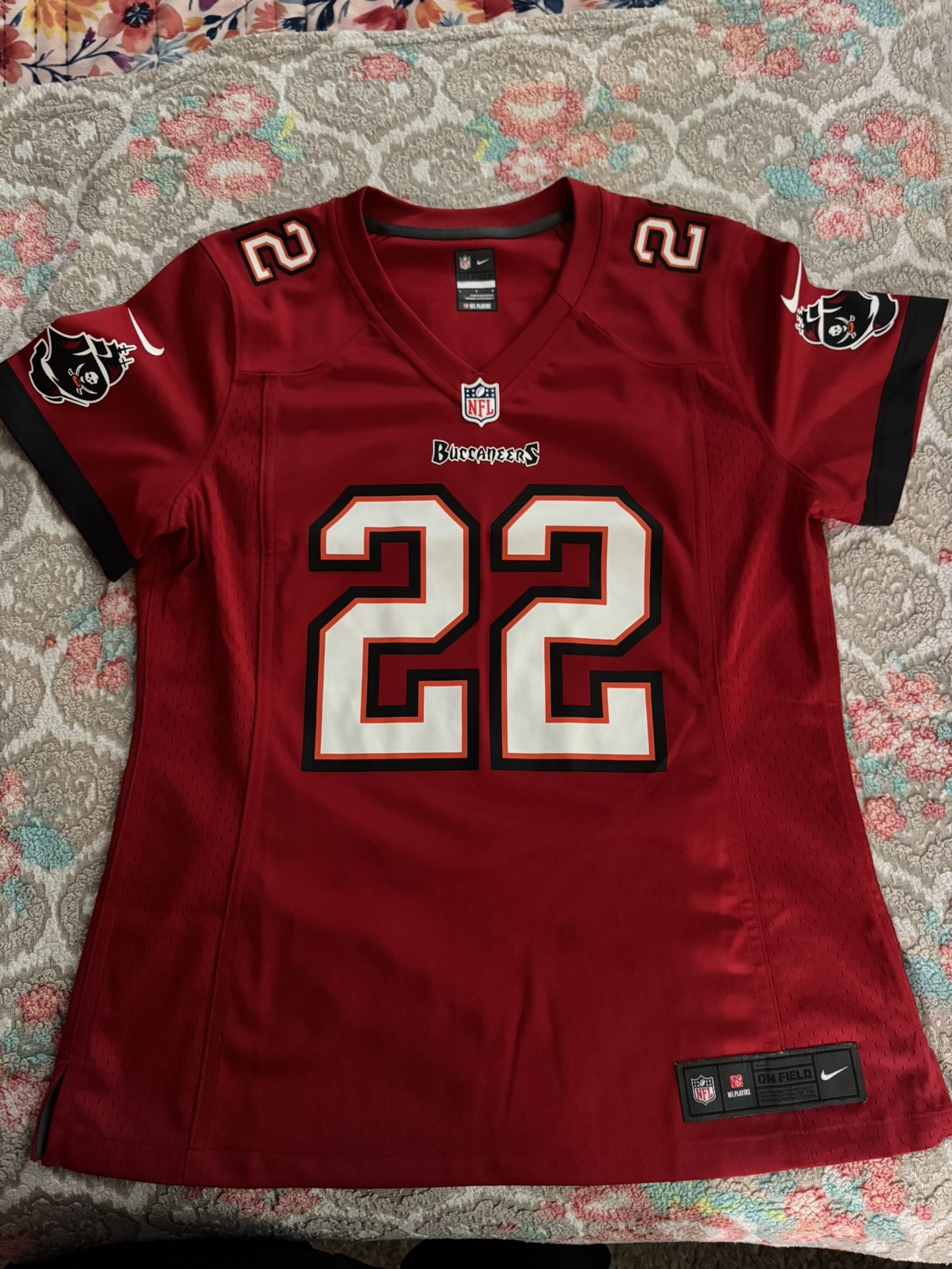 Tampa Bay Buccaneers Jersey Doug Martin Size Large