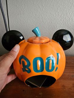 Halloween pumpkin mickey