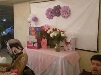 3 purple giant paper flowers