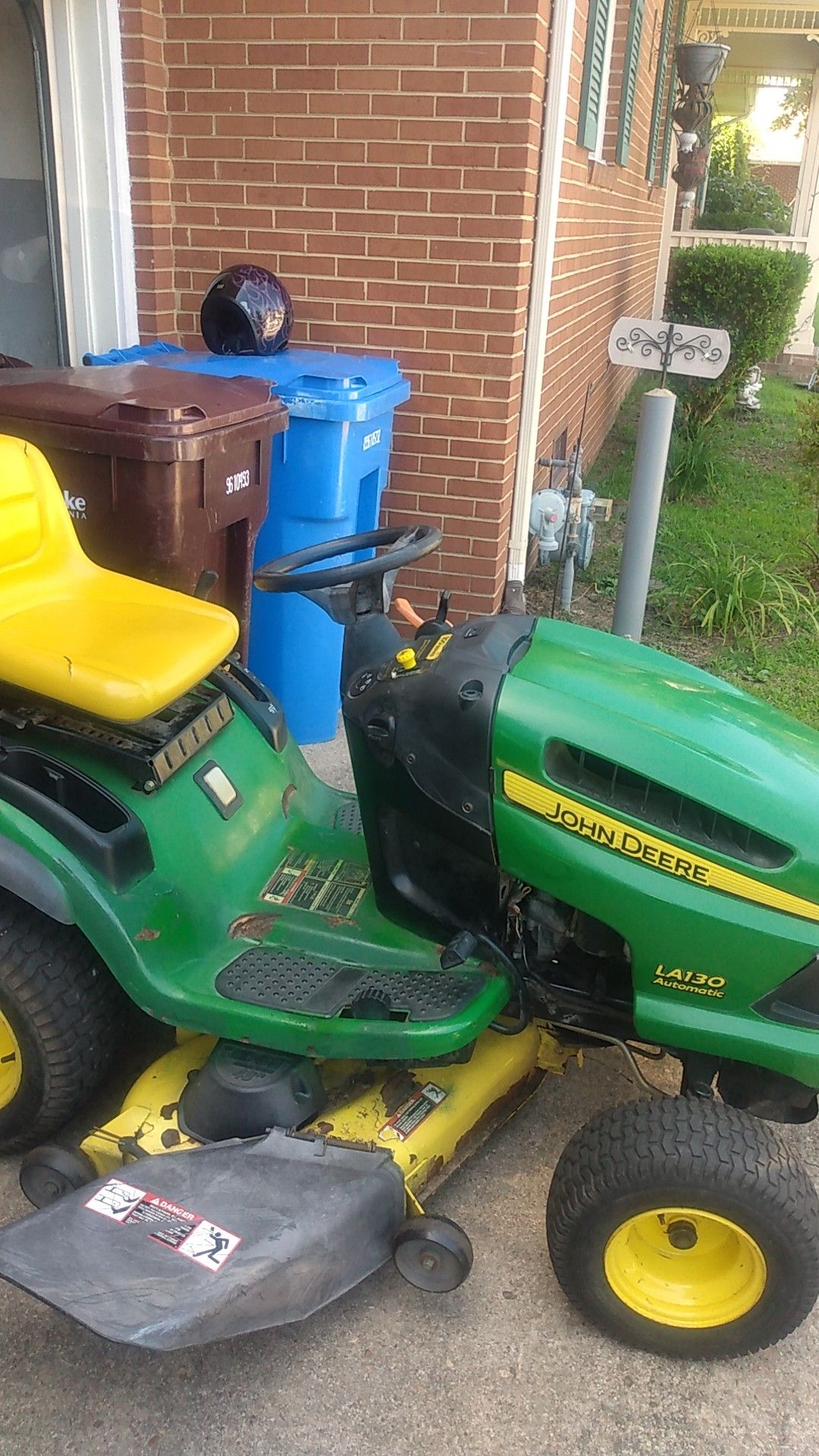 John Deere riding tractor mower 21hp 48" cut