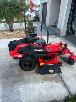 2023 Gravely Zero turn 48 in