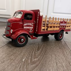 Diecast 1/24 Scale Danbury Mint 1938 Budweiser Delivery Truck With Barrels 