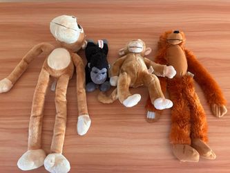 Monkey and Gorilla Set