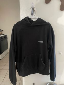 ESSENTIALS HOODIE SIZE SMALL
