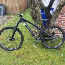 Dartmoor Hard Tale Mountain Bike