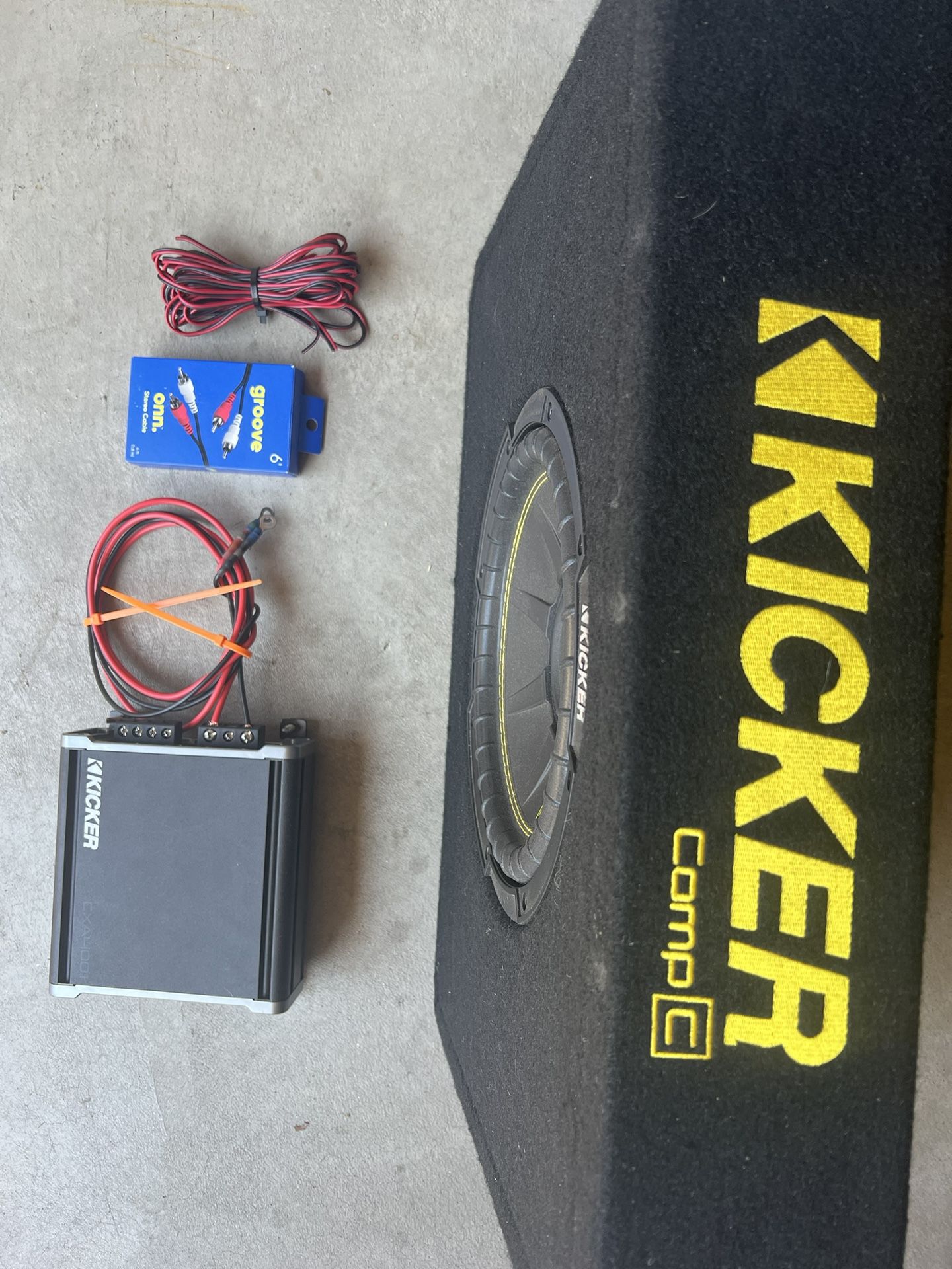 Kicker Amp