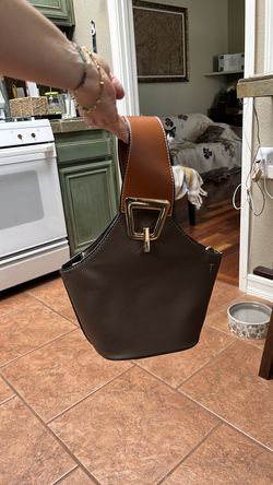 Handbag