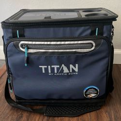 NEW NO TAGS: Titan 40-can Collapsible Cooler  
