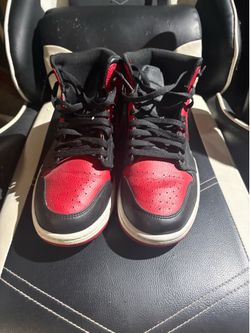 Jordan 1 red and black 10.5