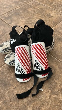 Soccer Cleats Size 7 with shinguards