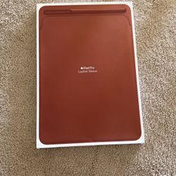 iPad Pro Leather Sleeve