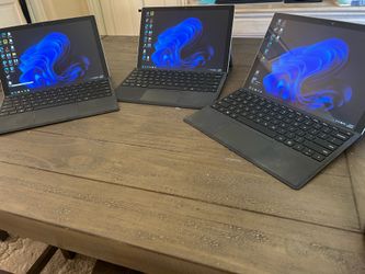Lot of 3 Microsoft Surface Pro 4 Tablets