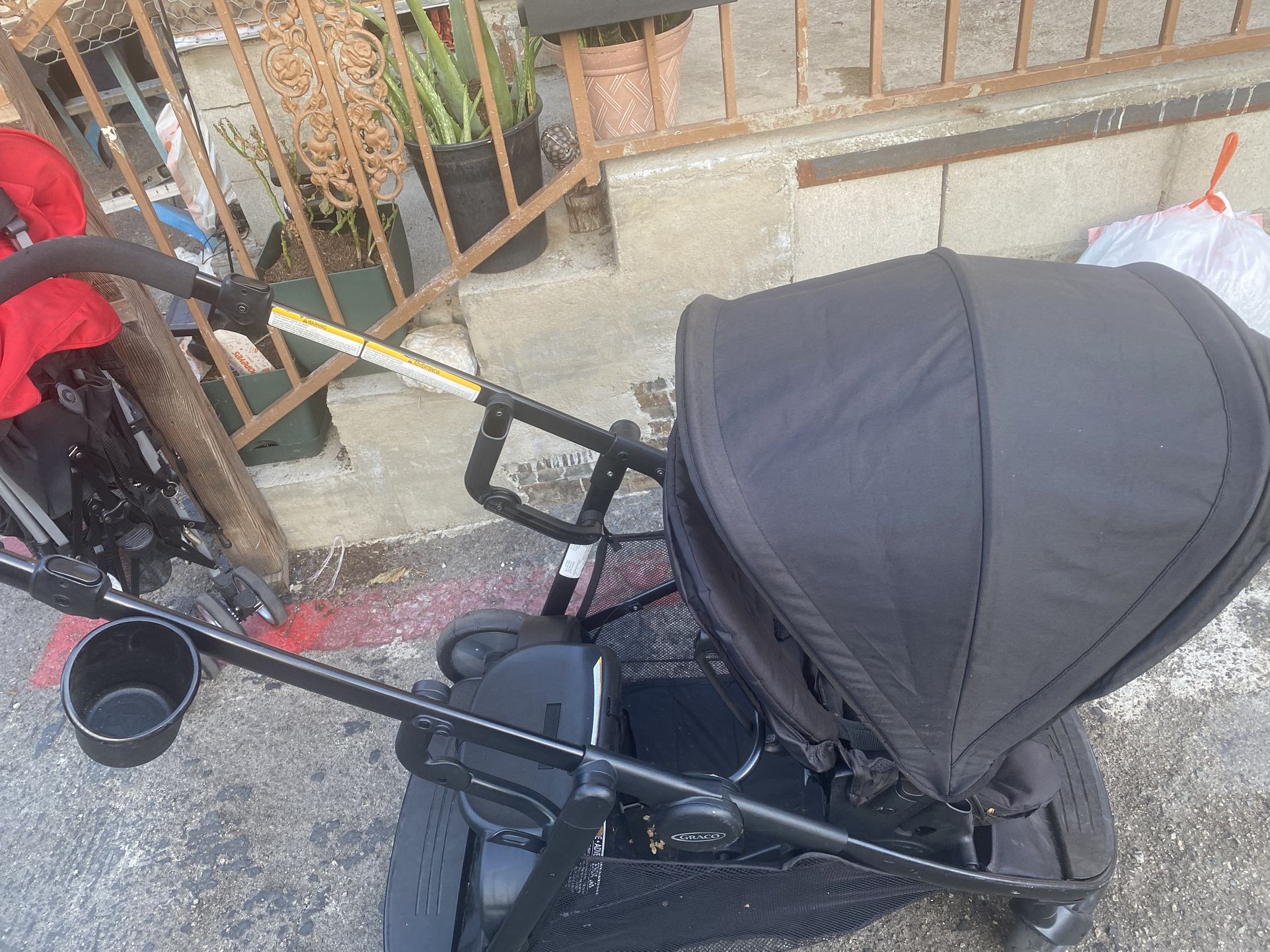Graco Sit And Ride Stroller 50.00 Obo Offer Very Sturdy Stroller