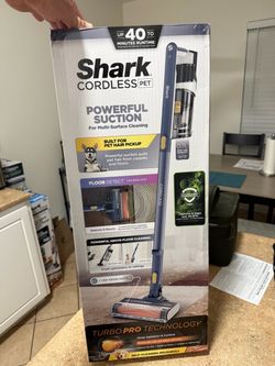 Shark Cordless Pet Vacuum
