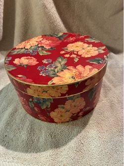 Vintage Round Floral Hat/Storage Box