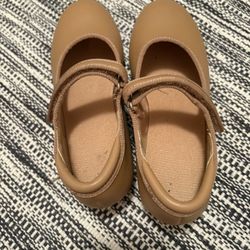 Tap Shoes 
