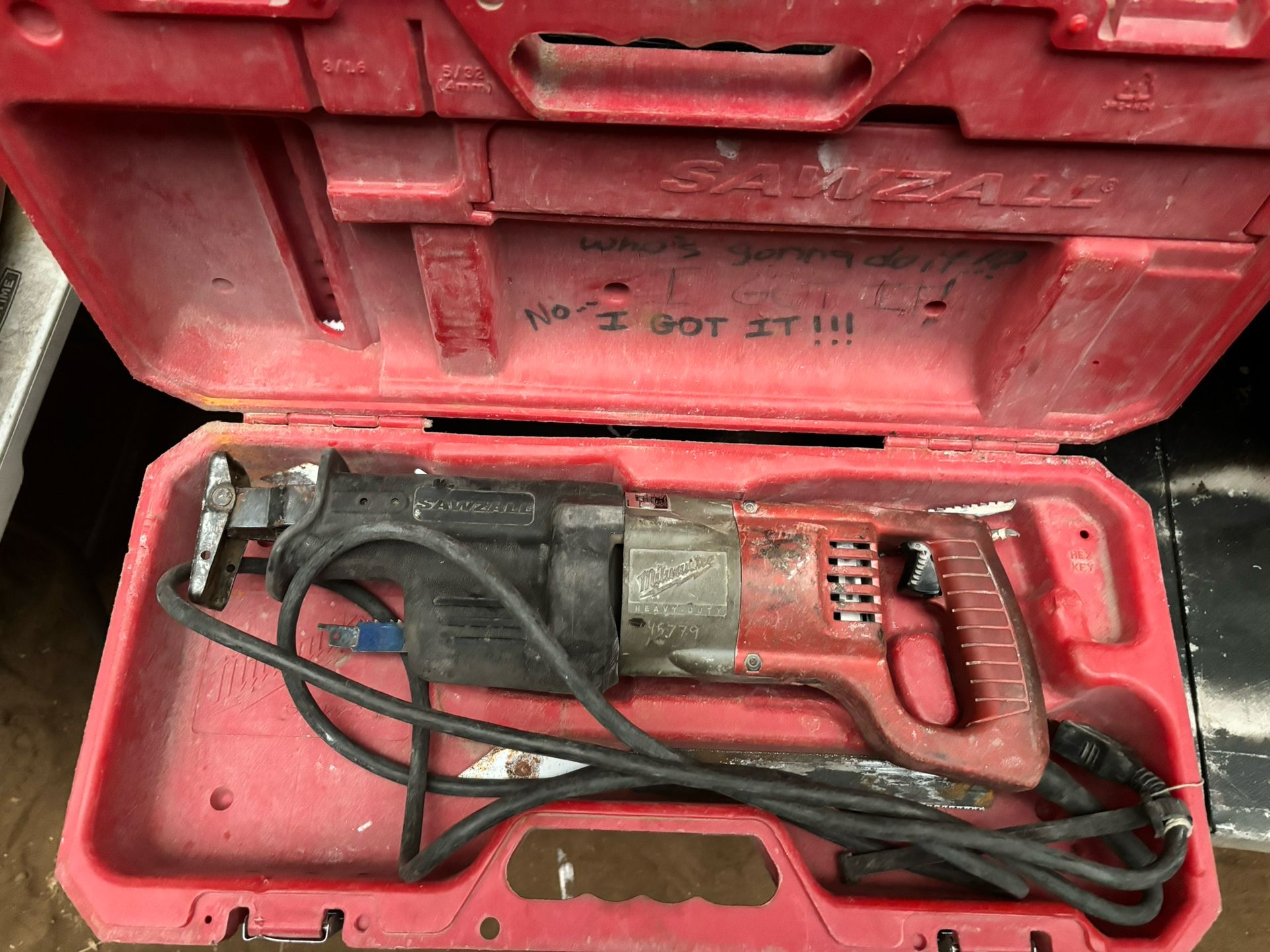 Milwaukee Sawzall With Blades