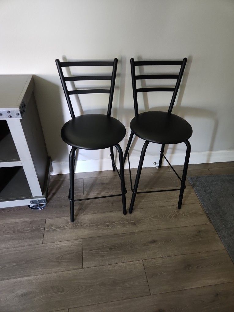 bar stools i have 4