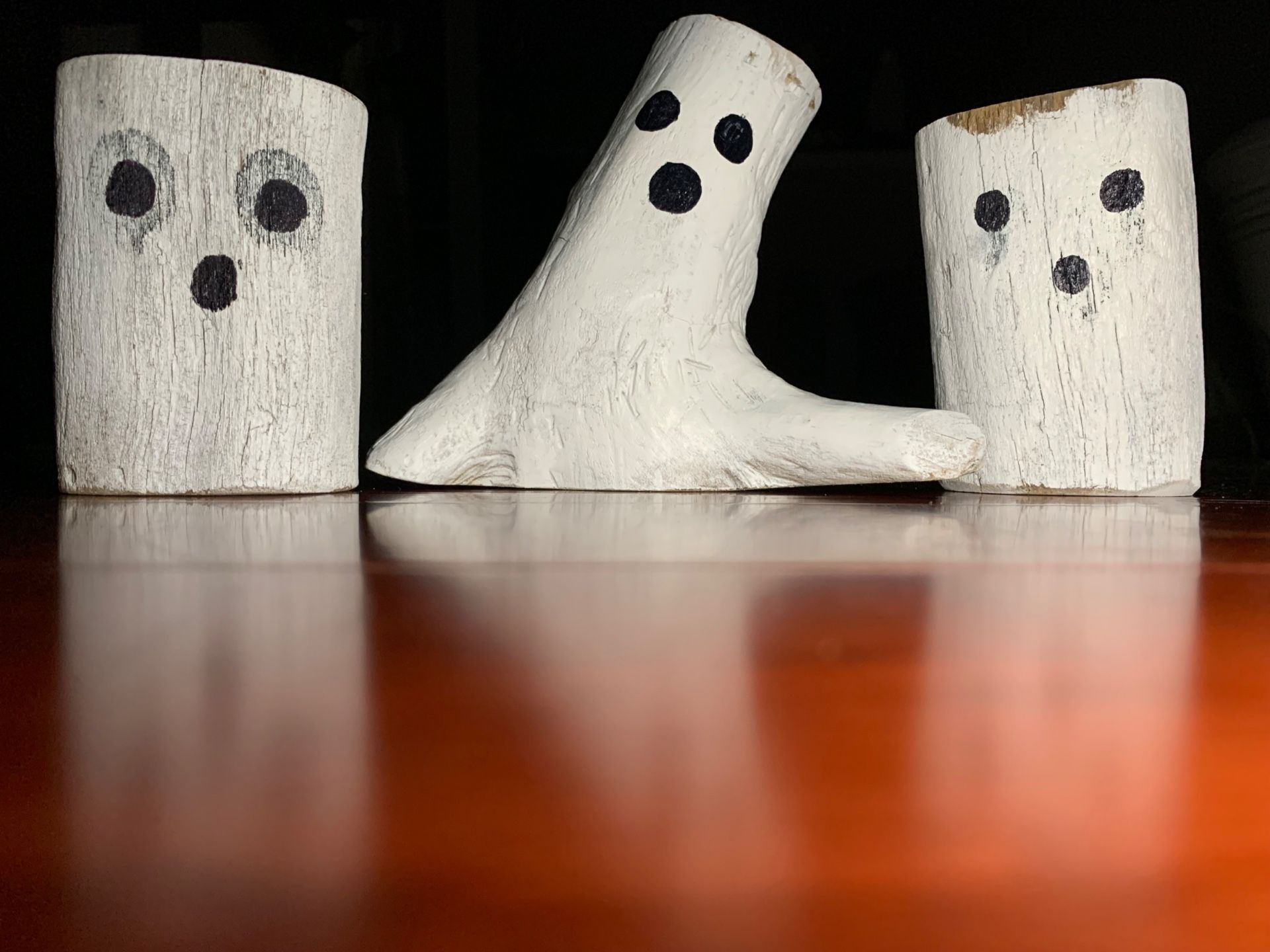 3 Handmade Ghosts, Halloween Decorations, Driftwood Stands For Air Plants
