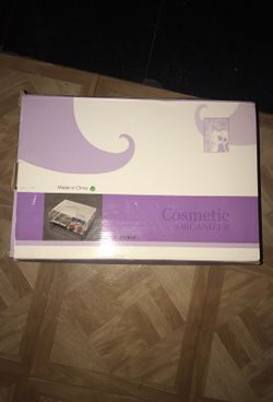 Cosmetic organizer.
