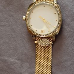 FASHION WATCH WOMEN .