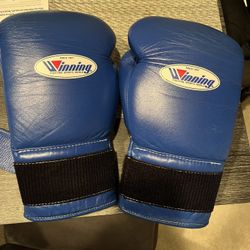 Winning 16 Oz Velcro Boxing Gloves