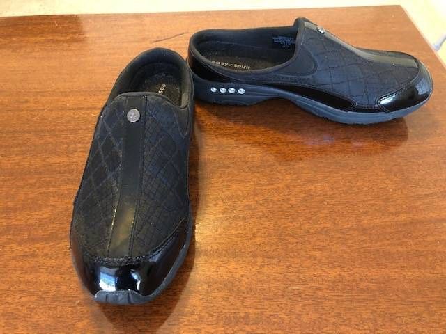Easy Spirit® Classic Black Patent Slip Ons Mule Womens Sneaker Clogs S