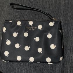 KATE SPADE  Chelsea Apple  Printed nylon Wristlet