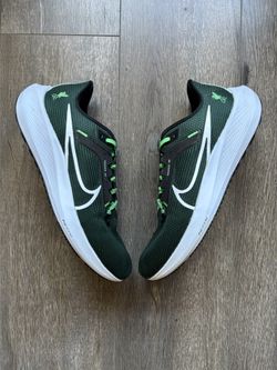 Nike Pegasus 40 Mens Size 11 LFC