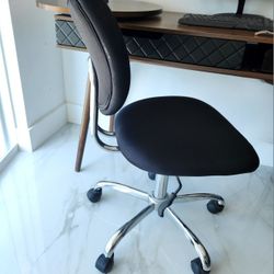 Office Chair New Condition 