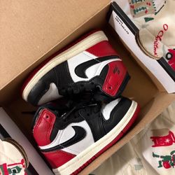 Jordan 1 OG’s (toddler)