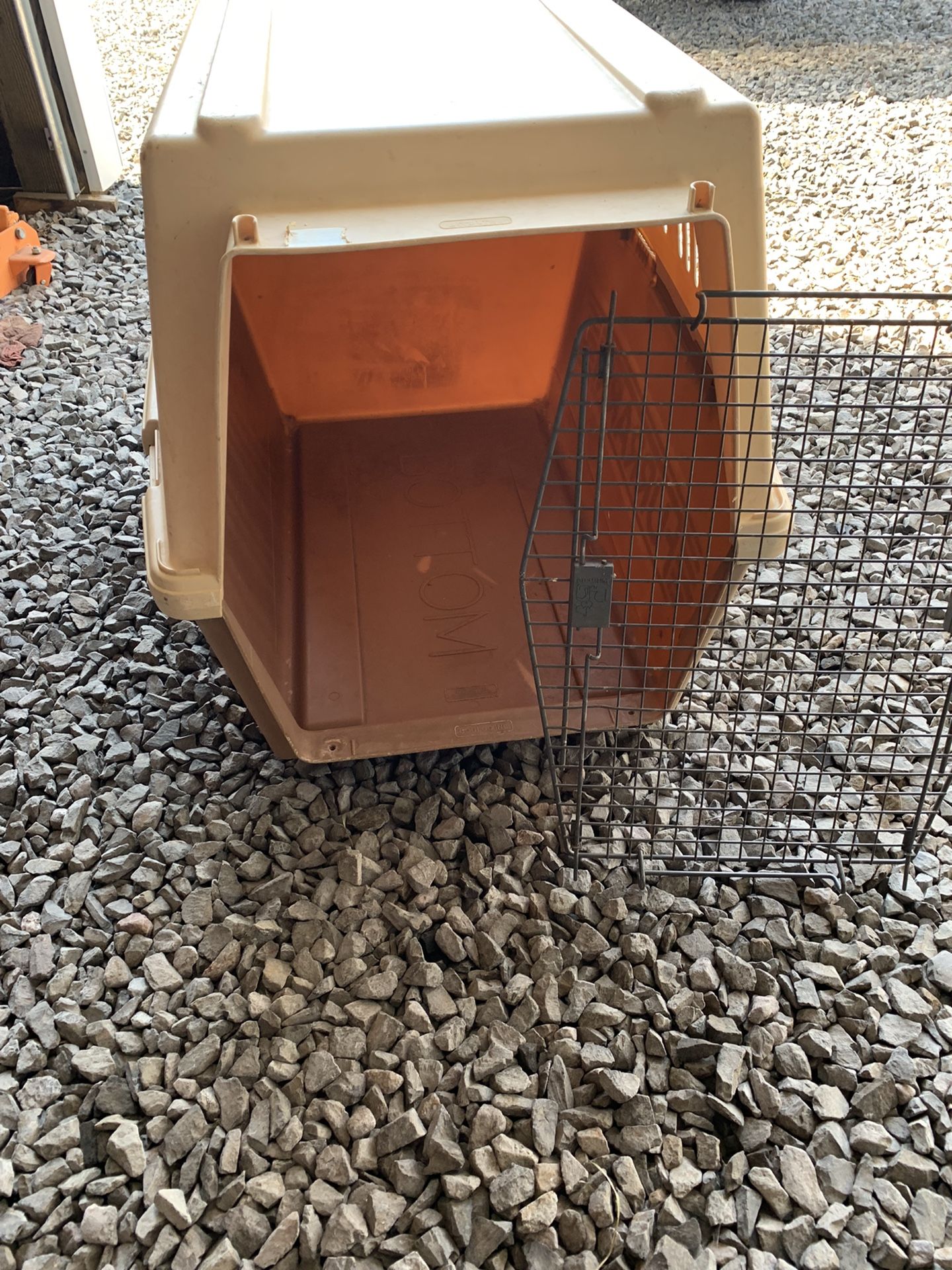 Furrarri Large Pet Kennel