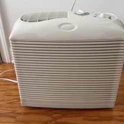 Hunter Air Purifier Model 30057