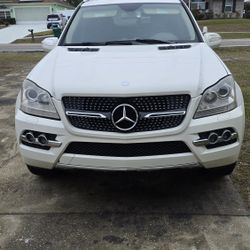 2010 Mercedez Benz GL450 