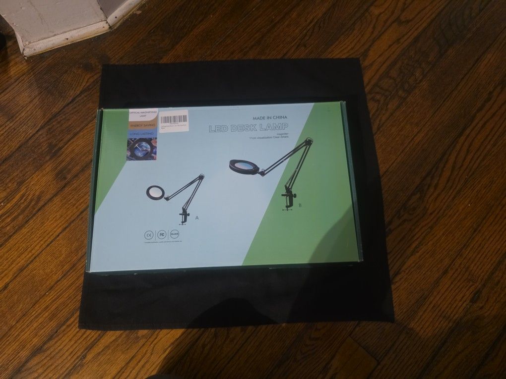 LED Desk Lamp Magnifer