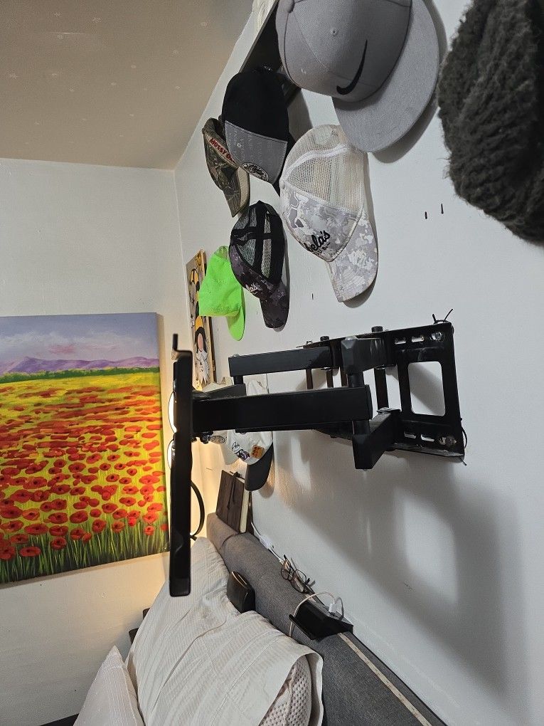 Up To An 85" Universal Wall Mount For TV