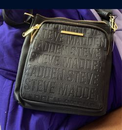 Black Steve Madden Purse