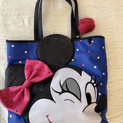 Loungefly Minnie Mouse tote bag and sliver wall mounted ear organizer