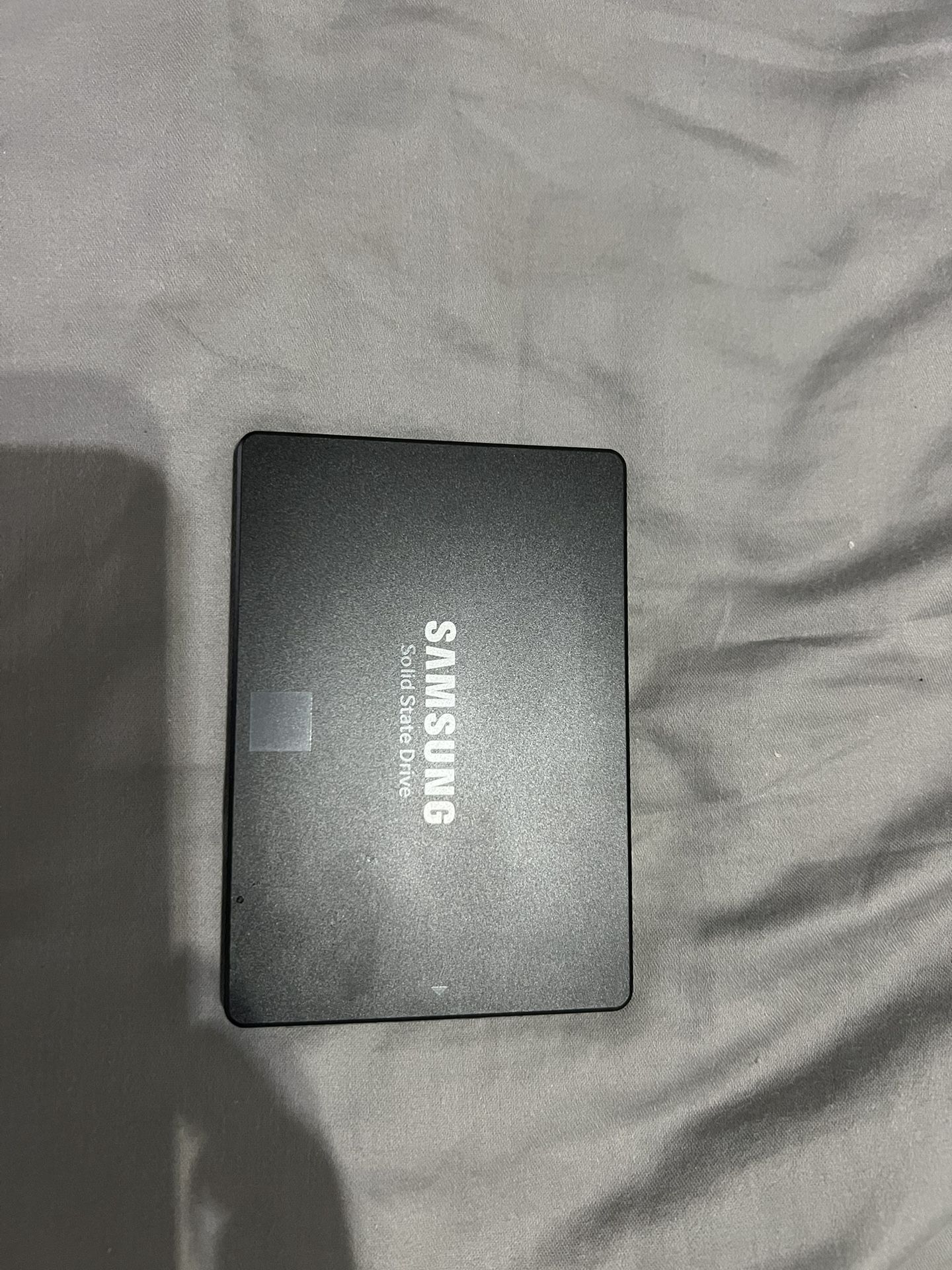 Samsung EBO 870 500GB SSD 2.5 SATA