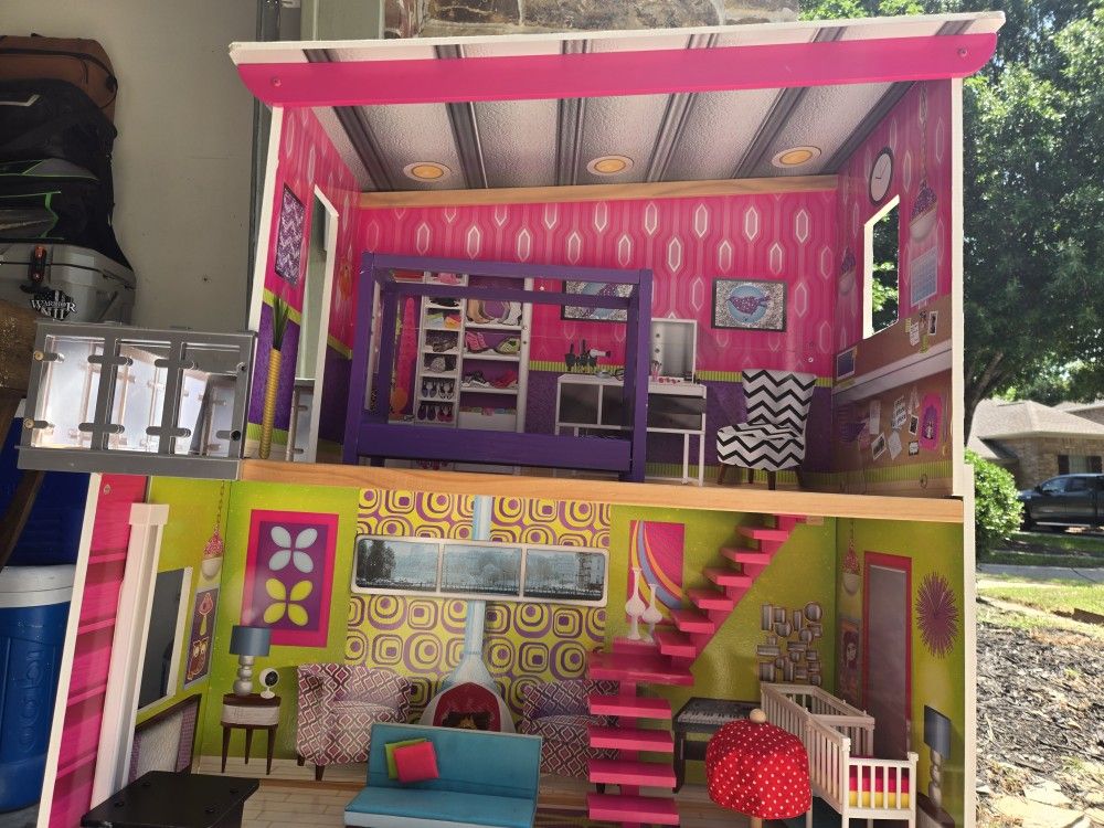 Doll House