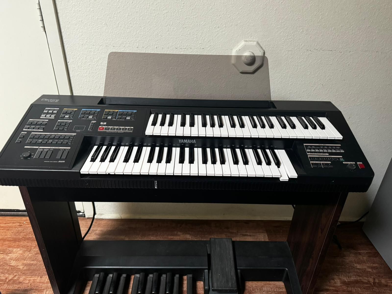 Keyboard / Organ) Yamaha Electone HC-2 Vintage - Black