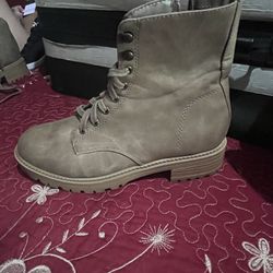 Brown boots