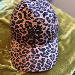 Women’s Hat 