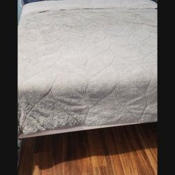 White Queen Bedroom Set 3 Peace 